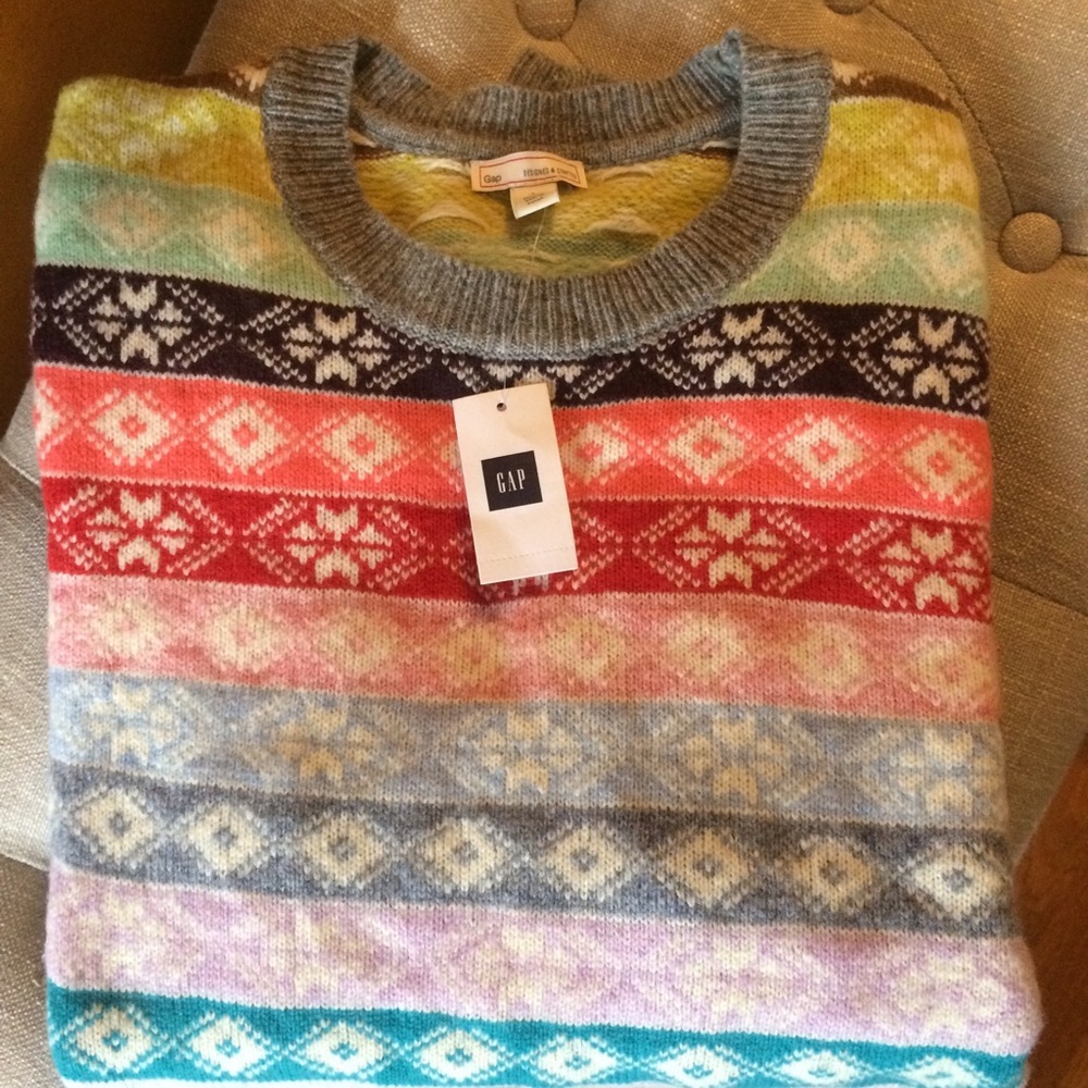 NWT GAP HOLIDAY COLLECTION SWEATER